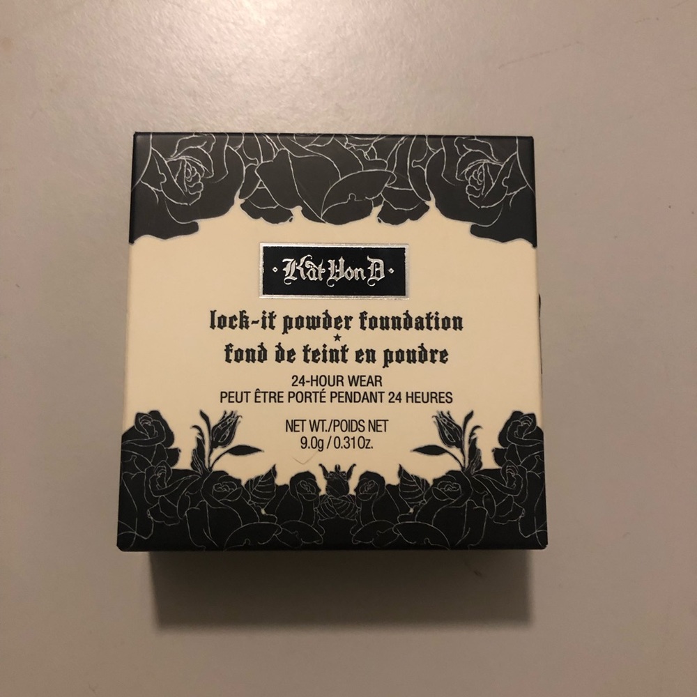 Kat Von D Lock-it Powder Foundation